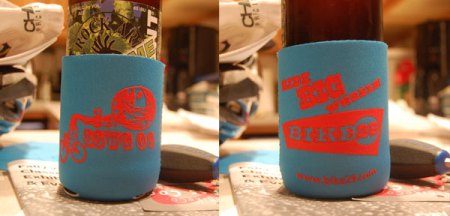 Bike 29 has been knitting up these fine coozies for registrants of sswc09. 
